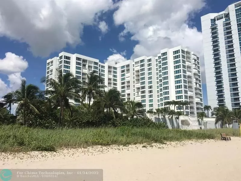 Pompano Beach, FL 33062,1620 S Ocean Blvd  #8L