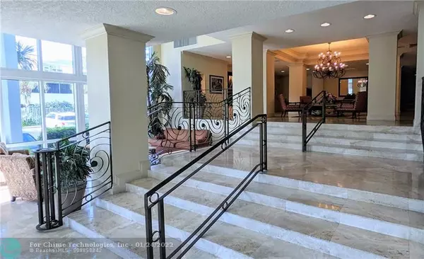 Pompano Beach, FL 33062,1620 S Ocean Blvd  #8L