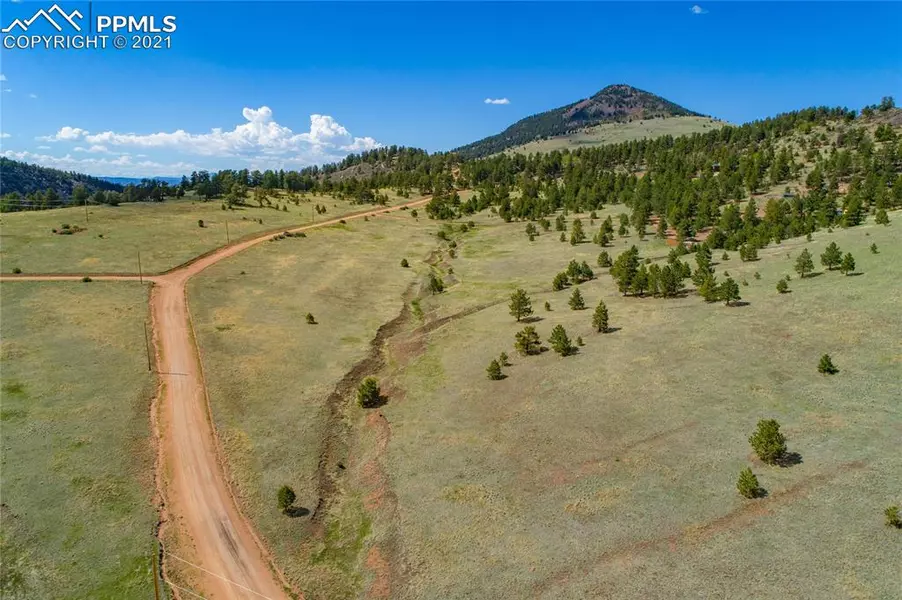 549 Penrose CIR, Cripple Creek, CO 80813