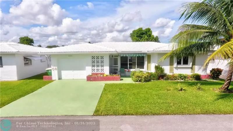 8201 NW 59 Ct, Tamarac, FL 33321