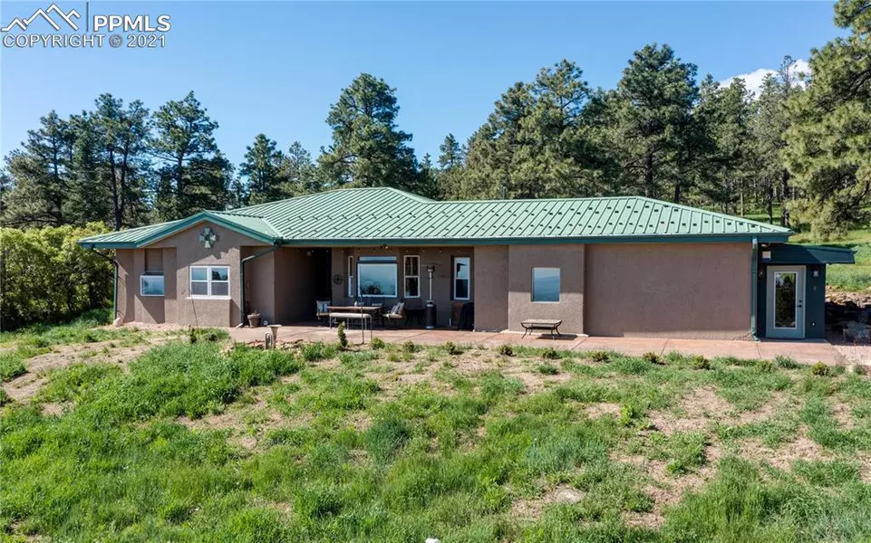 8728 Ponderosa Pine DR, Beulah, CO 81023