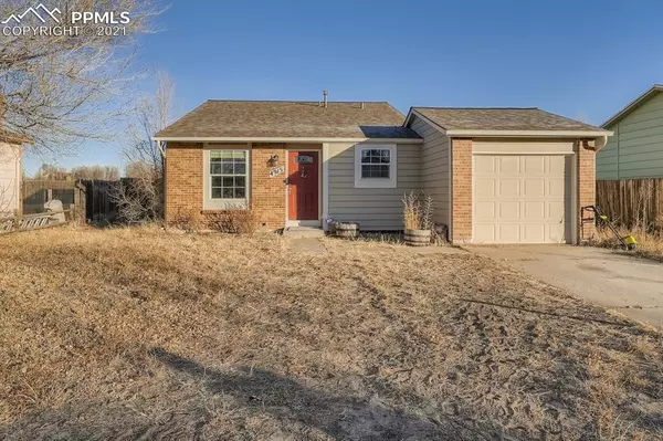 4915 Hunters RUN, Colorado Springs, CO 80911