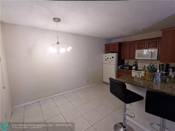 Coral Springs, FL 33065,11442 NW 43rd St  #11442