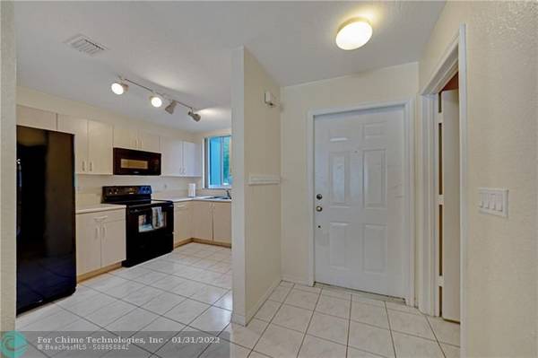 Hollywood, FL 33023,132 Hidden Court Rd  #24-D