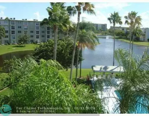 Pompano Beach, FL 33069,2220 N Cypress Bend Dr  #210