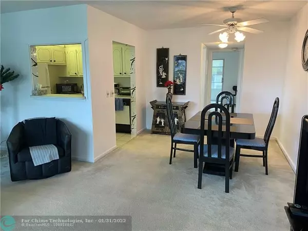 Deerfield Beach, FL 33442,230 Oakridge N  #230