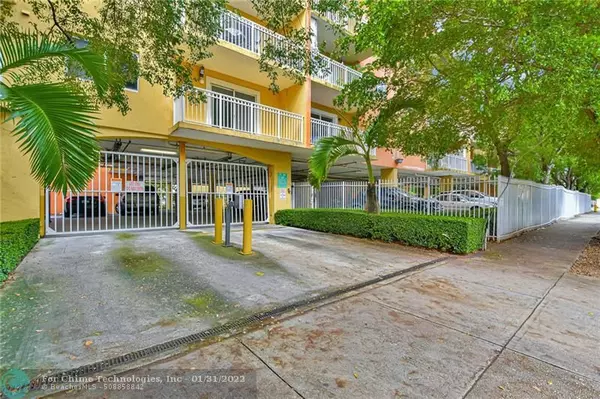 502 SW 18th Ave  #309, Miami, FL 33135