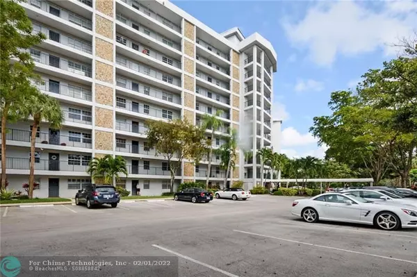 625 Oaks Dr  #505, Pompano Beach, FL 33069