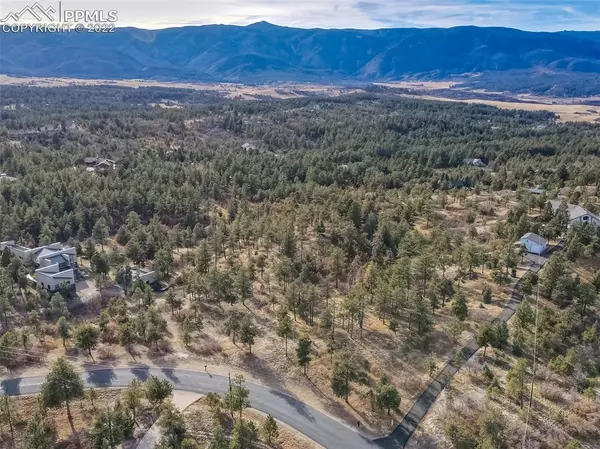 Larkspur, CO 80118,8077 Eagle RD