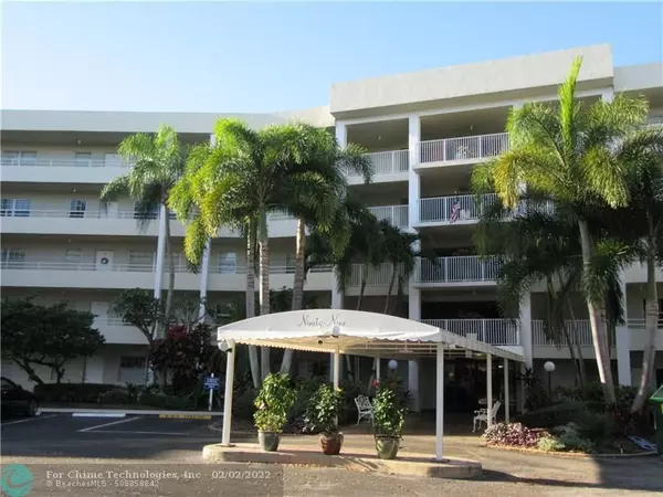 821 Cypress Blvd  #202, Pompano Beach, FL 33069