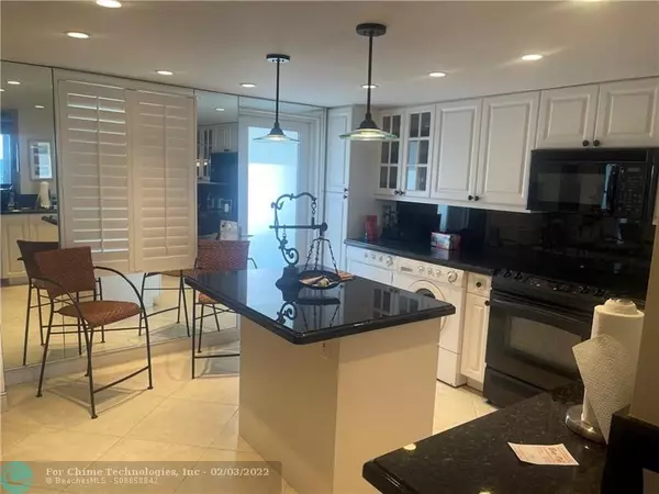 Fort Lauderdale, FL 33316,2000 S Ocean Dr  #606