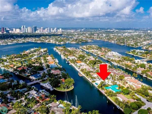 2560 Del Lago Dr,  Fort Lauderdale,  FL 33316