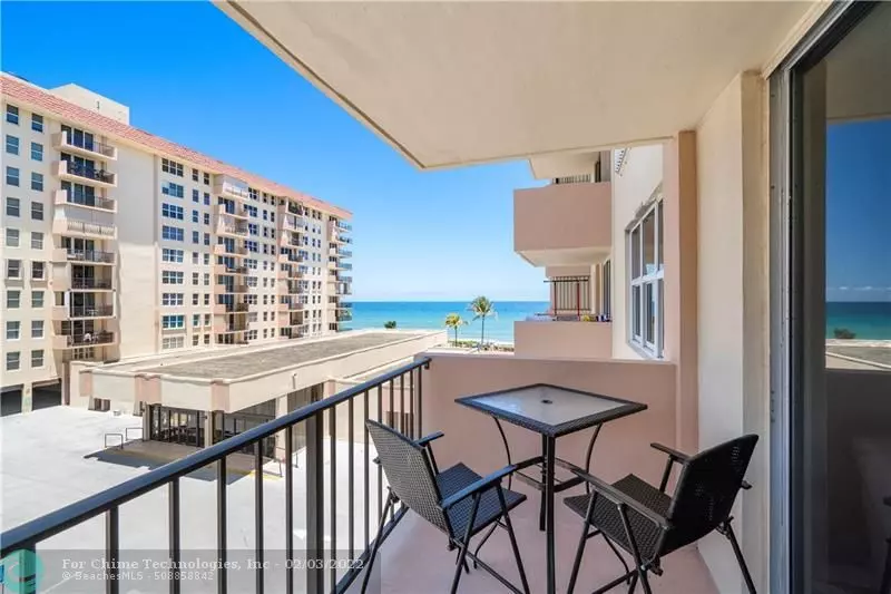 1147 Hillsboro Mile  #403, Hillsboro Beach, FL 33062