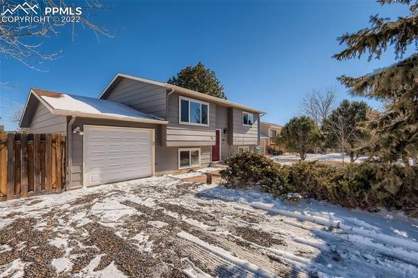 54 Washington ST, Monument, CO 80132