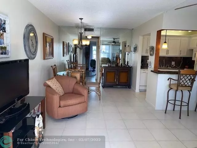 Deerfield Beach, FL 33442,2131 Cambridge F  #213