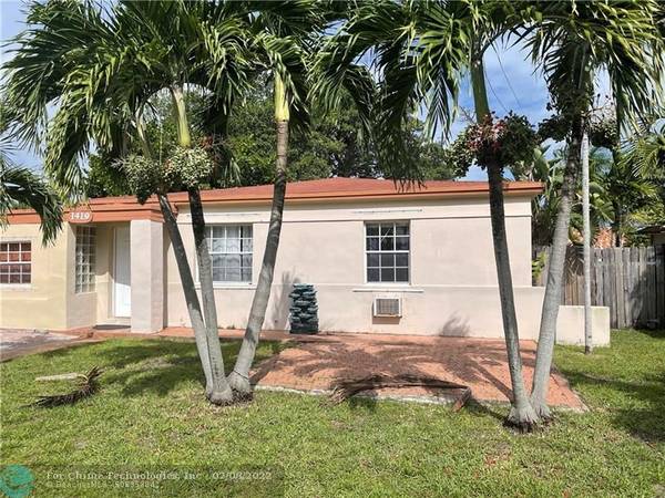 1419 Dewey St,  Hollywood,  FL 33020