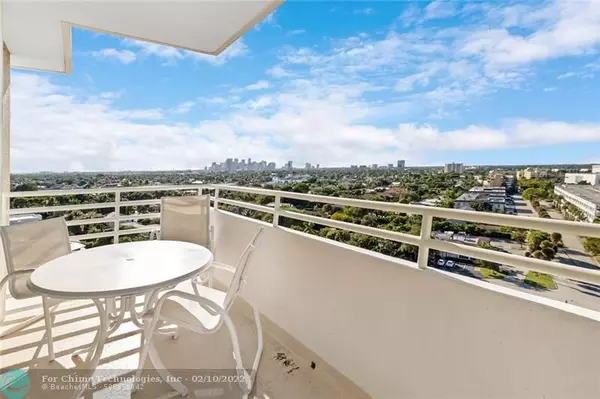 Fort Lauderdale, FL 33304,888 Intracoastal Dr  #12F