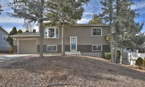 4412 Chamberlin RD, Colorado Springs, CO 80906