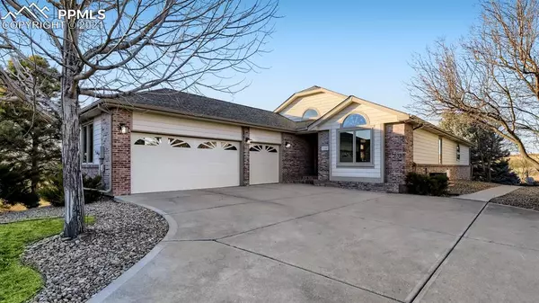 7103 Dove CT, Parker, CO 80134