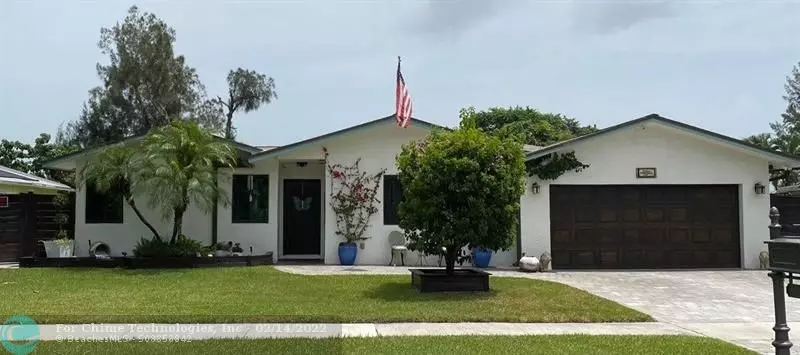 2812 SW 81 Terrace, Davie, FL 33328