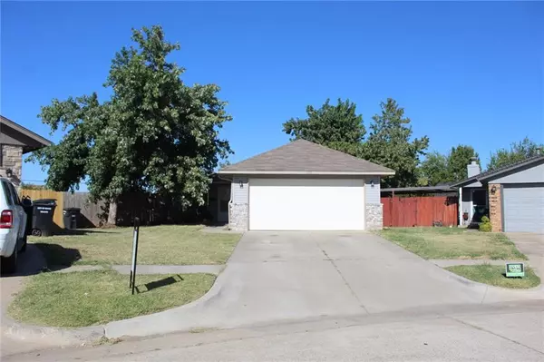 1123 SW 20th Street, Moore, OK 73170