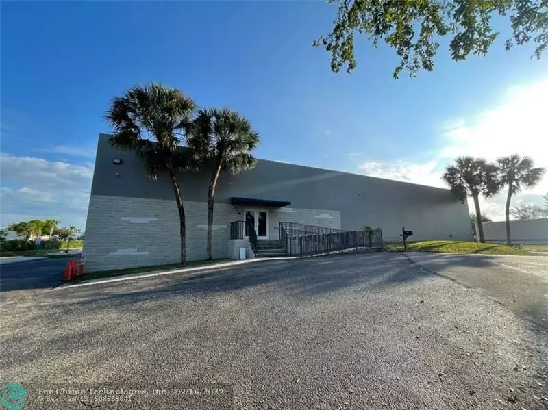 3801 W Commercial Blvd, Tamarac, FL 33309