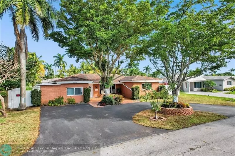 4070 NE 15th Ave, Oakland Park, FL 33334