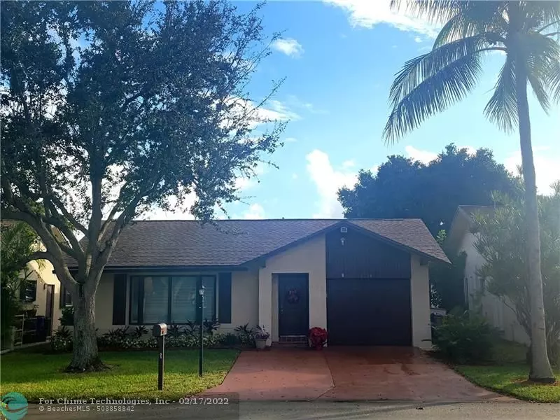 2338 SW 16th Dr, Deerfield Beach, FL 33442