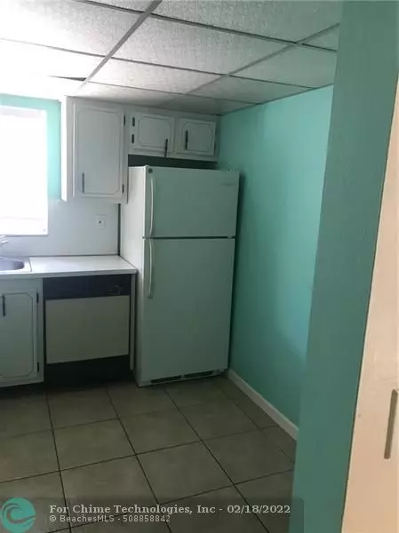 Miami Beach, FL 33139,618 Euclid Ave  #401