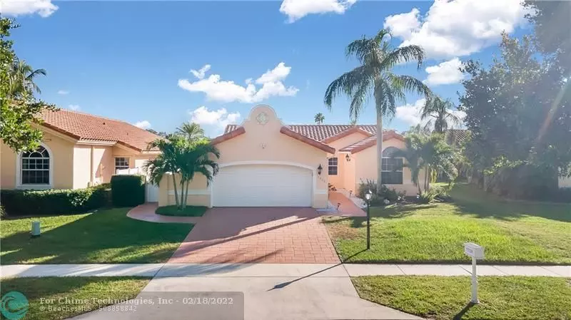 5320 Casa Real Dr, Delray Beach, FL 33484