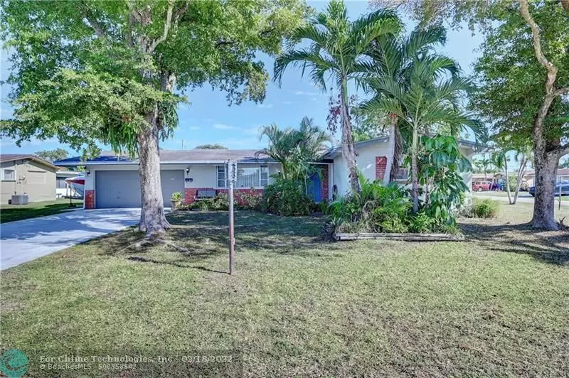 1101 NW 86th Ter, Pembroke Pines, FL 33024