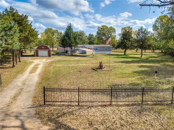 2500 Del Rio Drive, Yukon, OK 73099