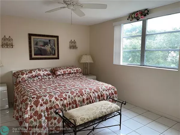 Lauderdale Lakes, FL 33313,2900 NW 47th Ter  #209A