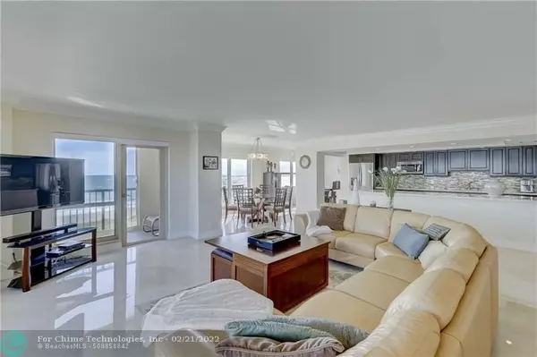 Lauderdale By The Sea, FL 33062,1800 S Ocean Blvd  #405