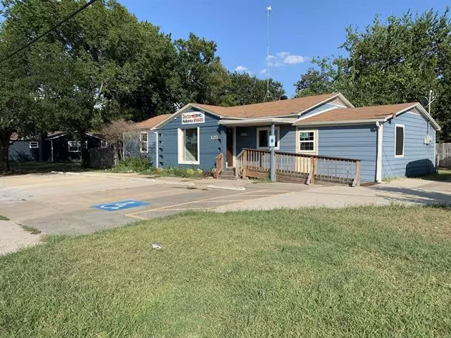 120 NE Wilshire Boulevard, Burleson, TX 76028