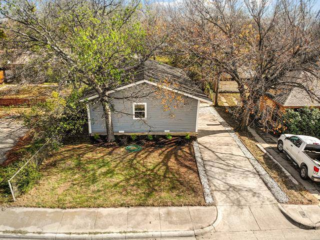 4521 Mccart Avenue, Fort Worth, TX 76115