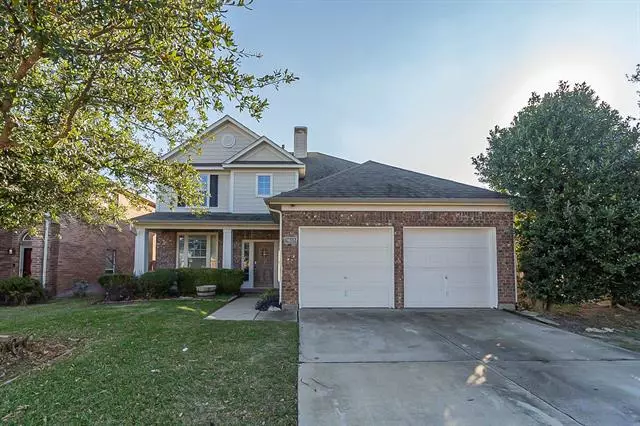 8668 Fernhill Drive, Fort Worth, TX 76123