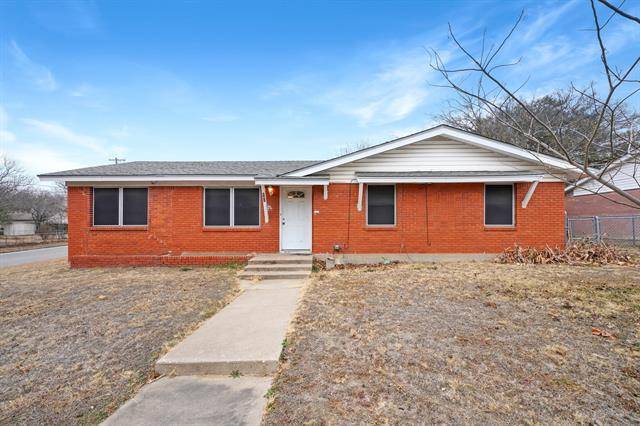 601 E 5th Street, Weatherford, TX 76086