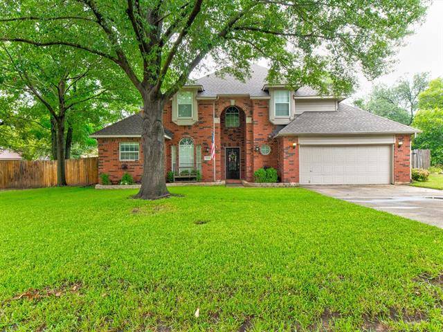 2414 S Pleasant Circle, Arlington, TX 76015