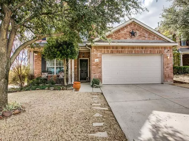 3916 Yarberry Court, Fort Worth, TX 76262