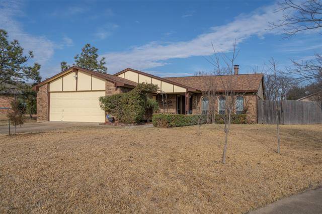 7536 Red Willow Road, Fort Worth, TX 76133