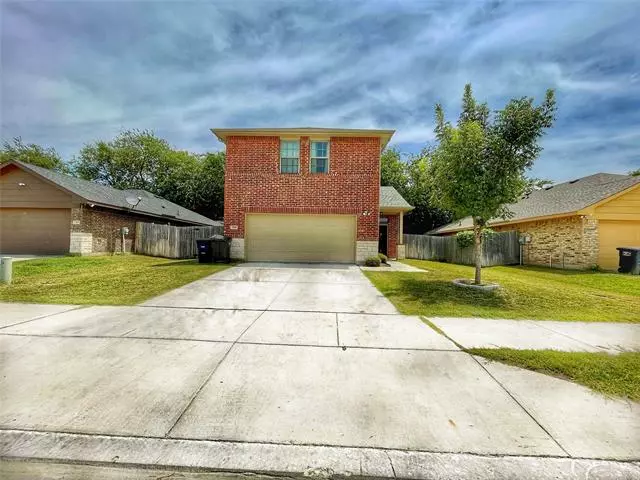 Fort Worth, TX 76111,2848 Pacifico Way