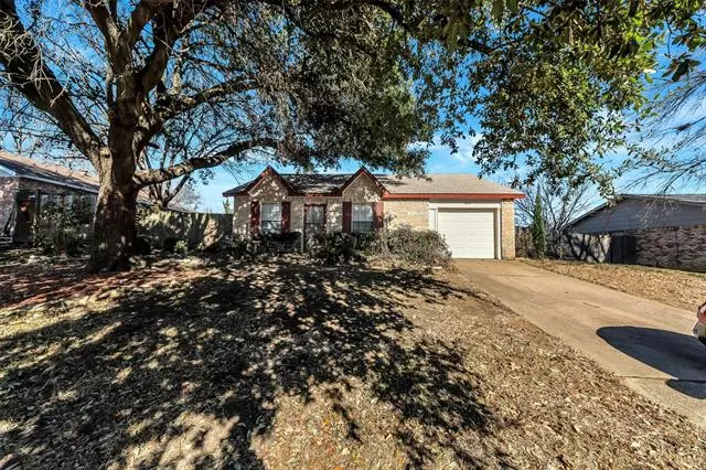 Burleson, TX 76028,844 Pine Mountain Drive