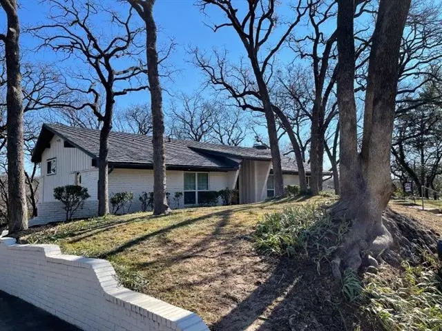 Euless, TX 76040,1203 Pebble Creek Drive