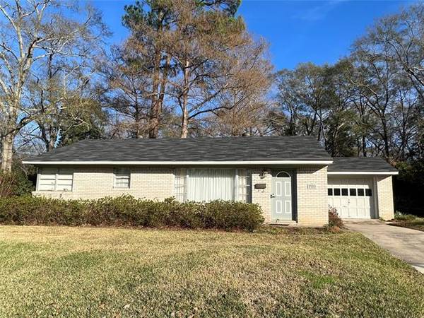 700 Buchanan Street, Minden, LA 71055