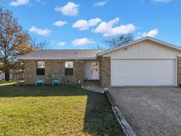 122 County Road 1815, Clifton, TX 76634