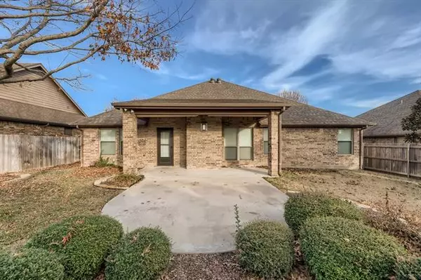 Benbrook, TX 76126,7508 Heights View Drive