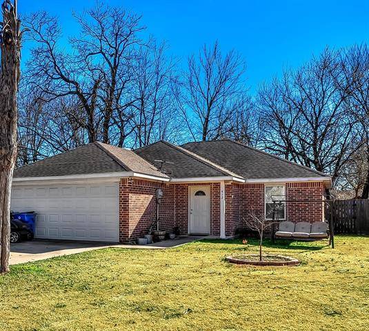 412 E Locust Street, Collinsville, TX 76233