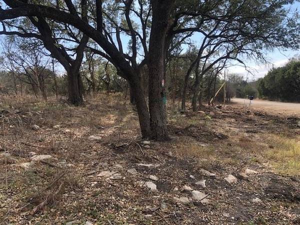 809 Tepee Trail, Granbury, TX 76048