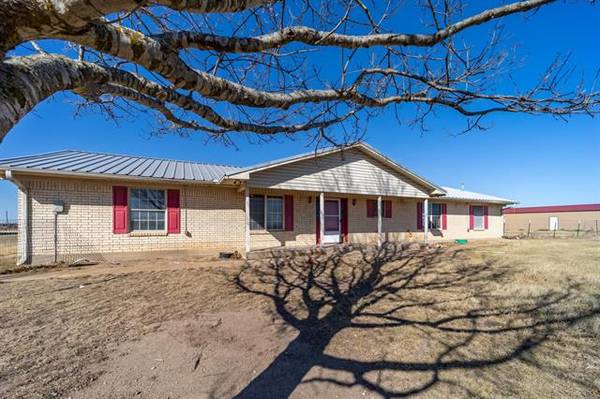 240 W Fm 219 #5, Hico, TX 76457